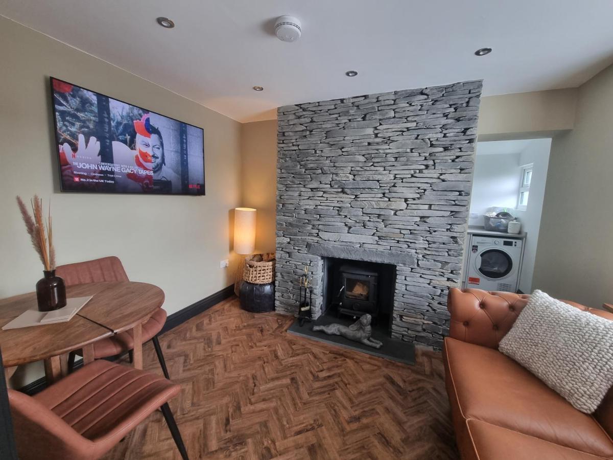 Luxurious Cottage With Hot Tub, Lake District Duddon Exterior photo