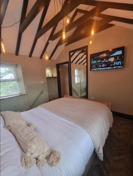 Luxurious Cottage With Hot Tub, Lake District Duddon Exterior photo